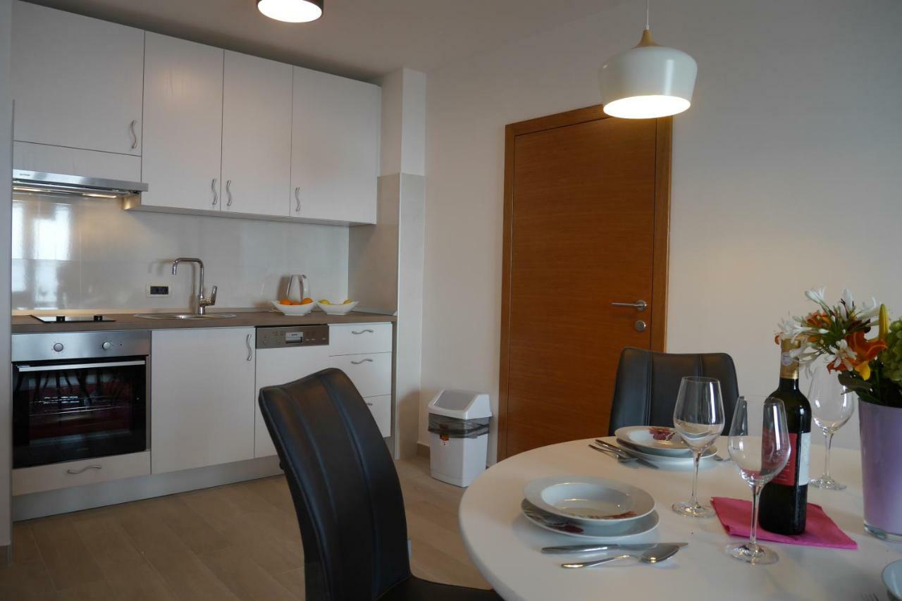 Apartments Mario Migros Makarska Esterno foto
