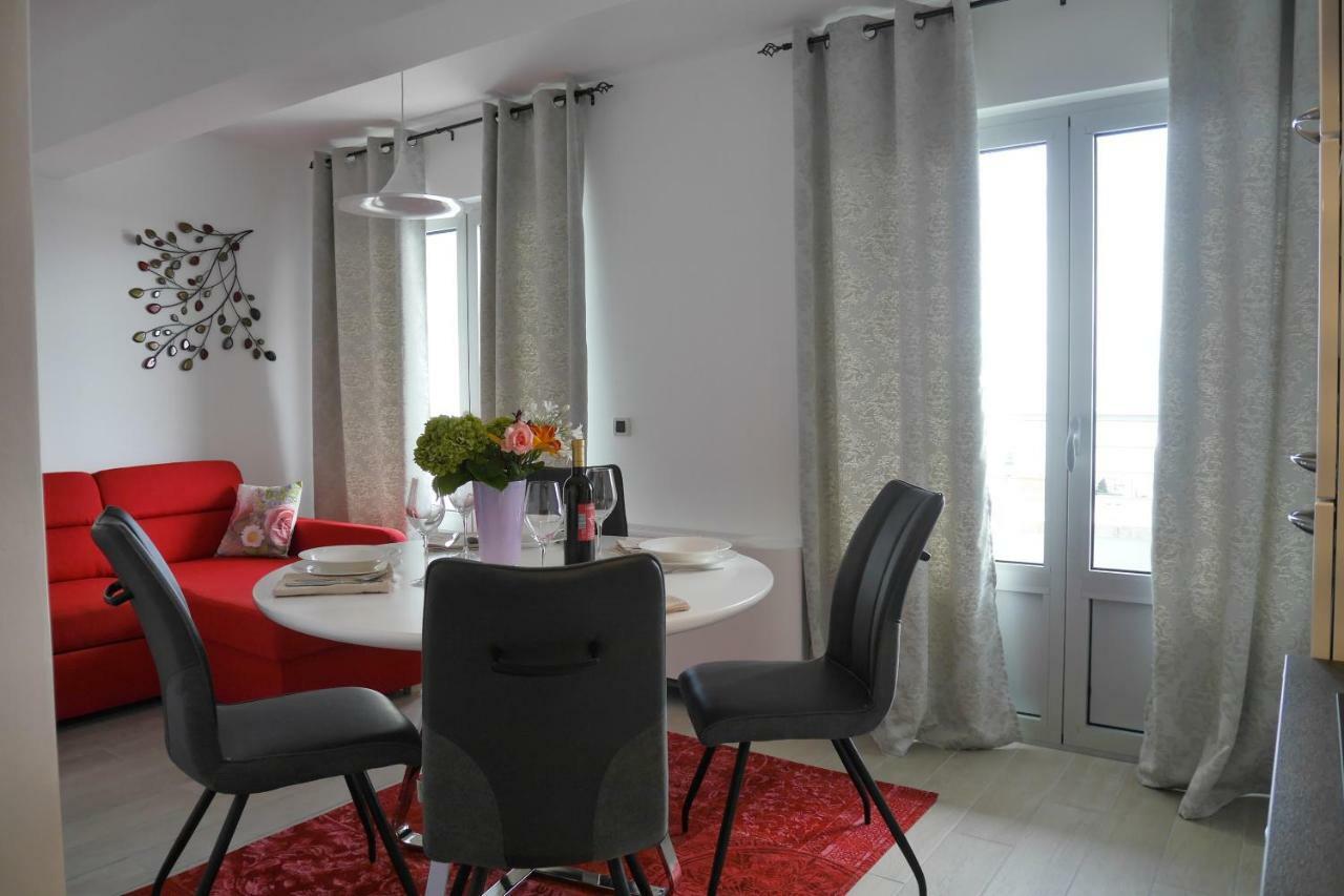 Apartments Mario Migros Makarska Esterno foto